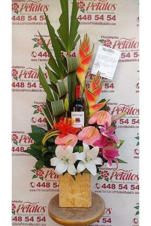 flor-floristeria-petalos-n069-4-no-puedo-hablar-con-nadie-mas-como-hablo-contigo-porque-se-cuanto-te-interesan-mis-cosas-confio-en-ti-me-apoyas-en-mis-miedos-mis-esperanzas-gra-flor-floristeria-petalos