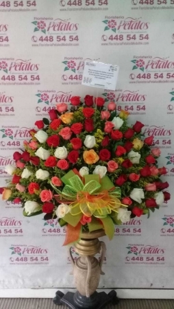 flor-floristeria-petalos-n076-4-existen-muy-pocas-personas-geniales-que-dan-que-escuchan-y-en-las-que-se-puede-confiar-tu-eres-una-de-ellas-flor-floristeria-petalos