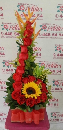 flor-floristeria-petalos-n057-5-aprecio-al-amigo-que-me-tiene-en-su-agenda-para-recordarme-pero-estimo-mucho-mas-ese-amigo-que-no-necesita-de-una-libreta-para-no-olvidarme-flor-floristeria-petalos